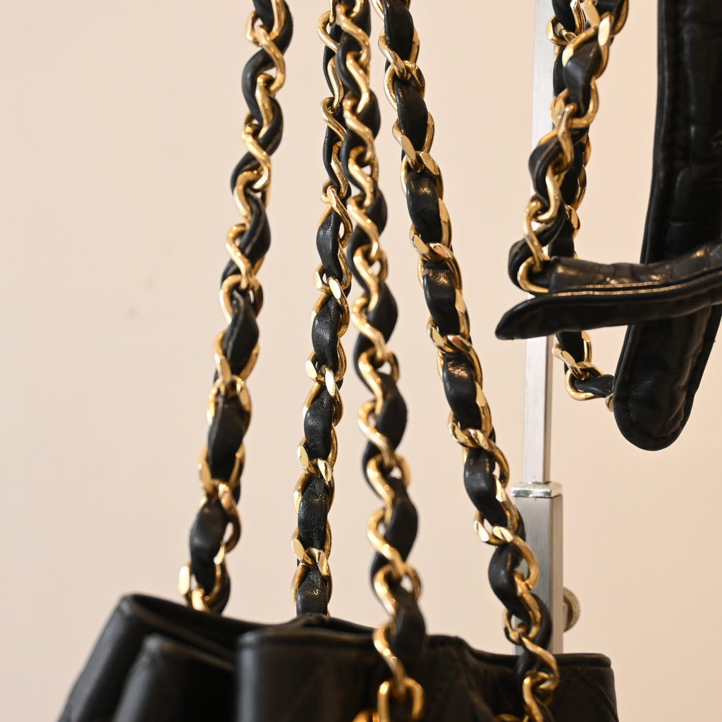 Chanel Bucket Bag Lambskin Vintage - Leluxe Vintage Sdn. Bhd.