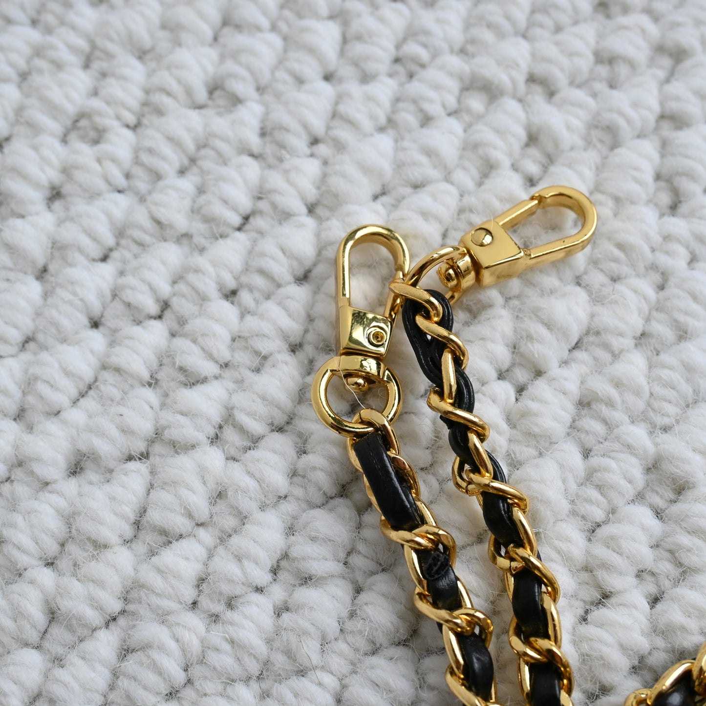 Metal Chain with Leather