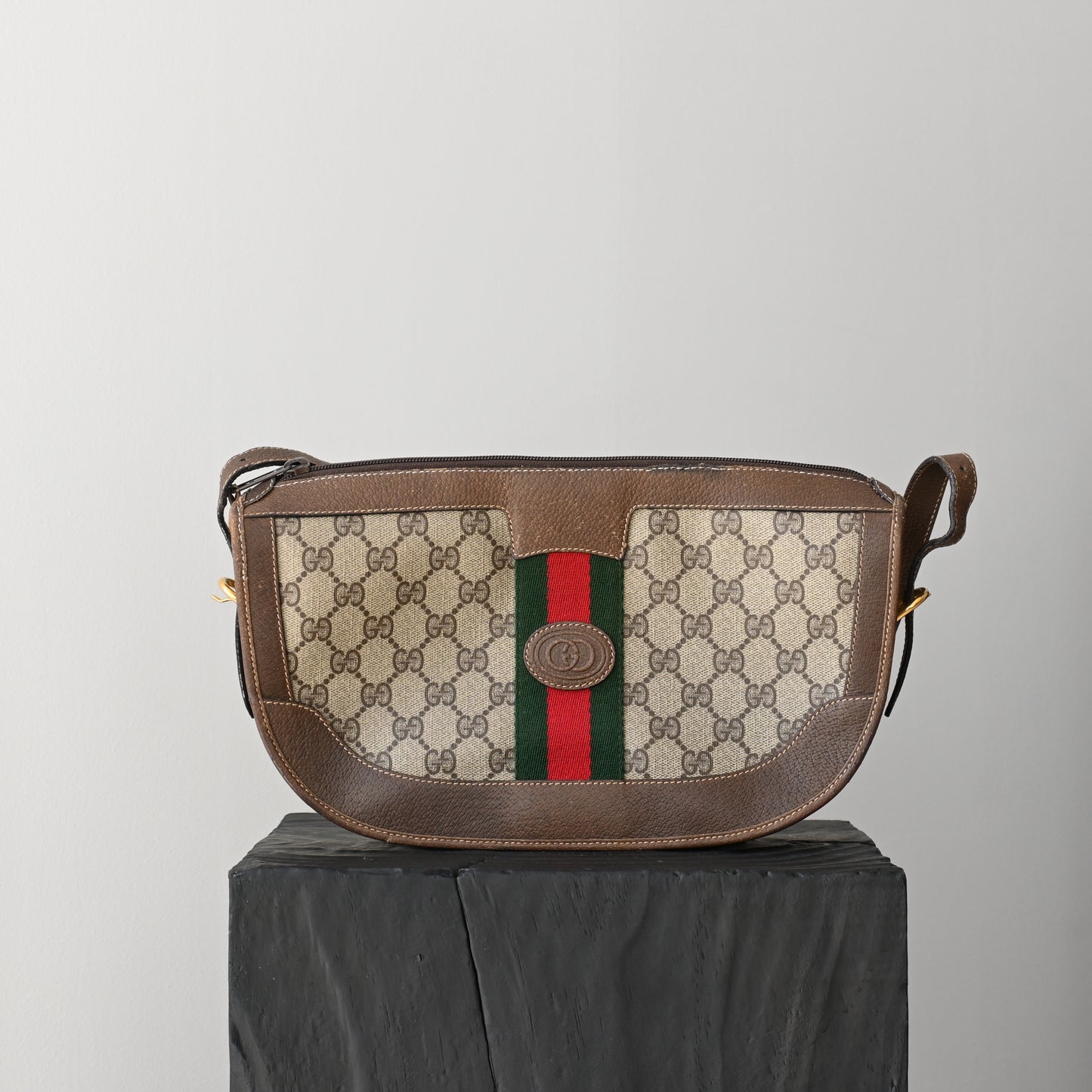 Gucci Vintage GG - Leluxe Vintage Sdn. Bhd.