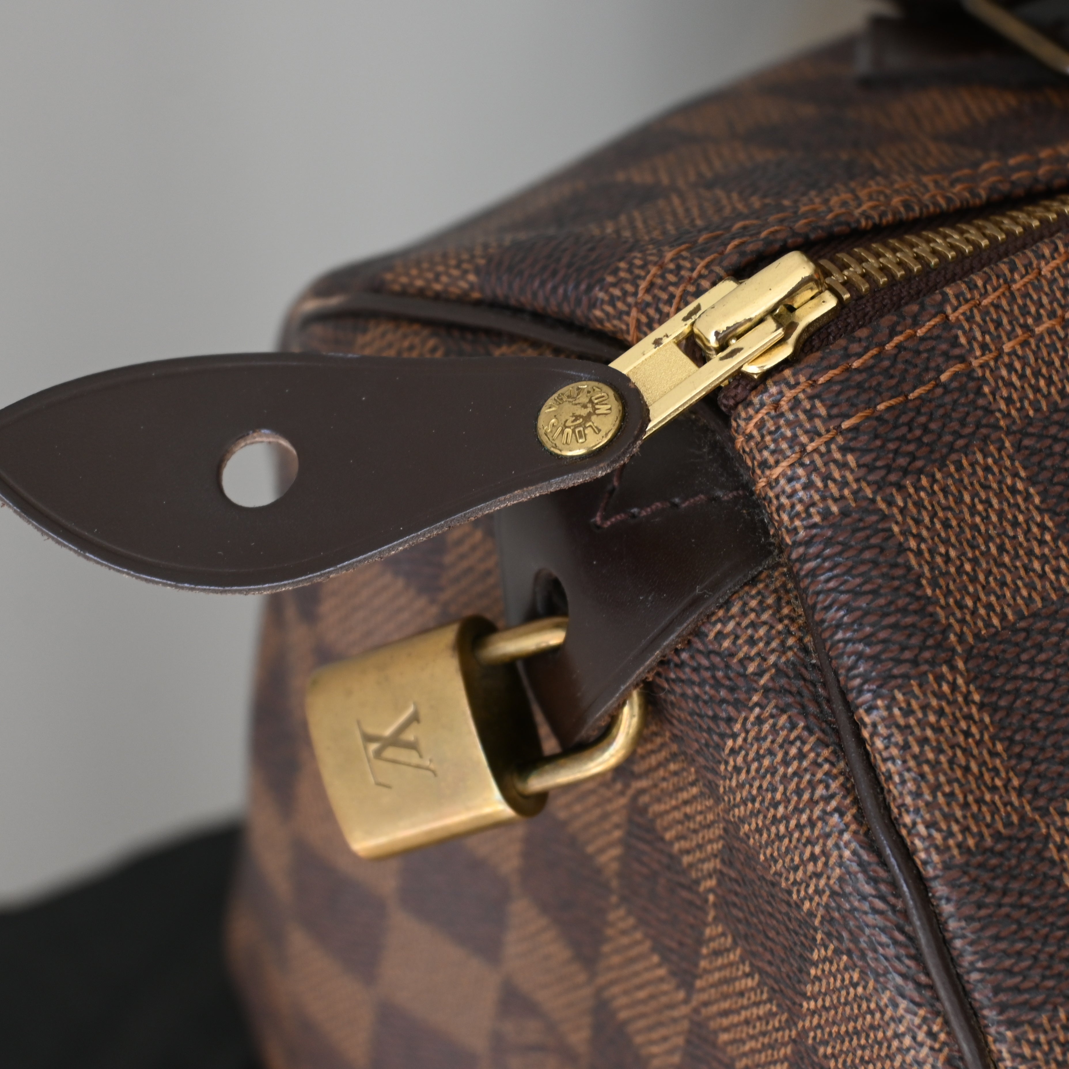 Louis Vuitton Speedy 30 in Damier - Leluxe Vintage Sdn. Bhd.