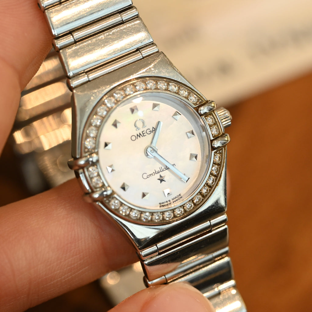 Omega Constellation MOP Dial with Diamonds Ref. 895.1243 Cal.145