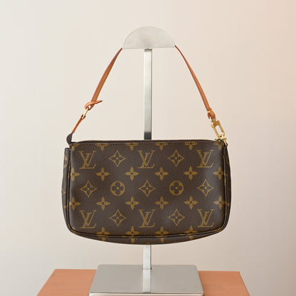 Louis Vuitton Monogram Pochette Accessoire
