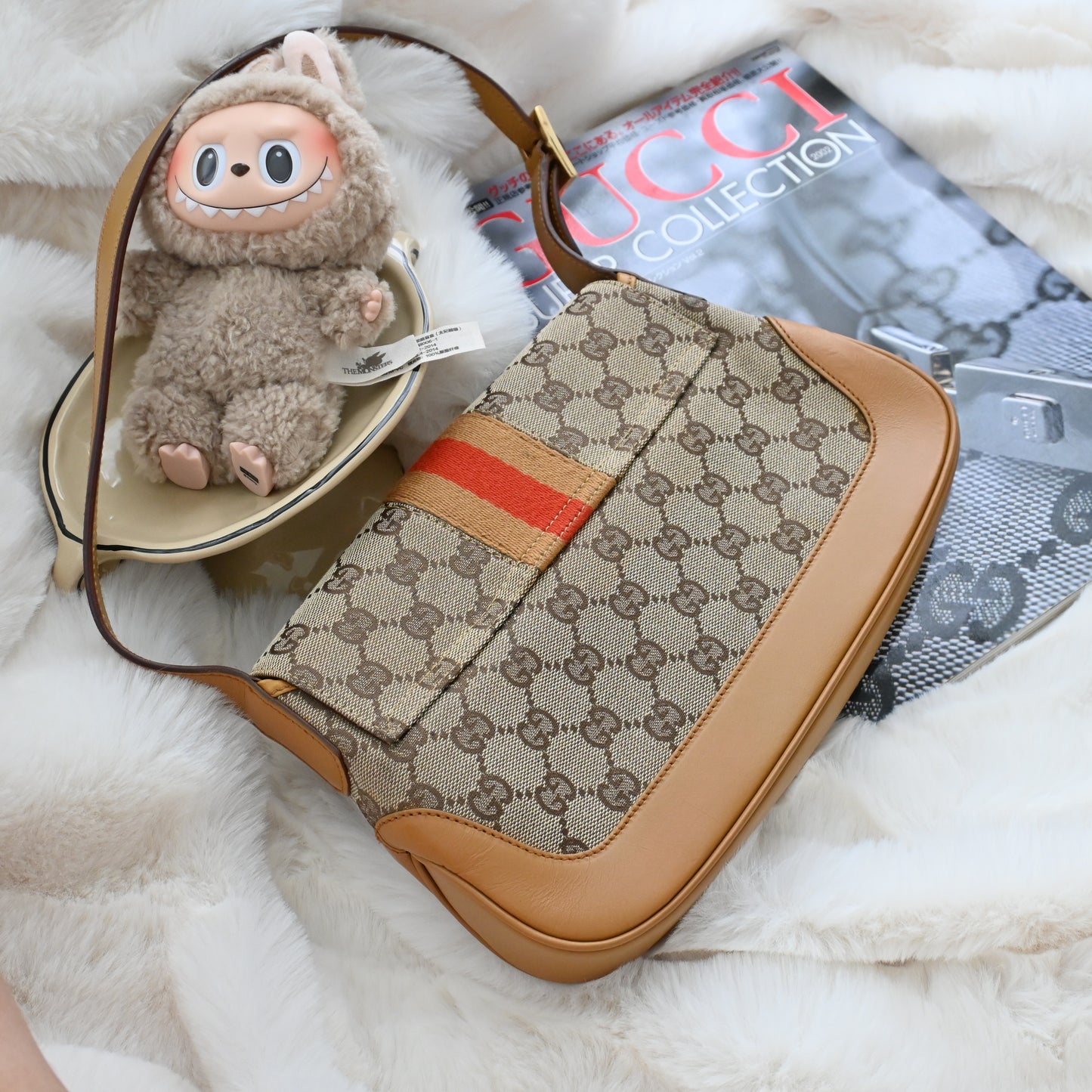 Gucci GG Canvas Beige Brown Shoulder Bag