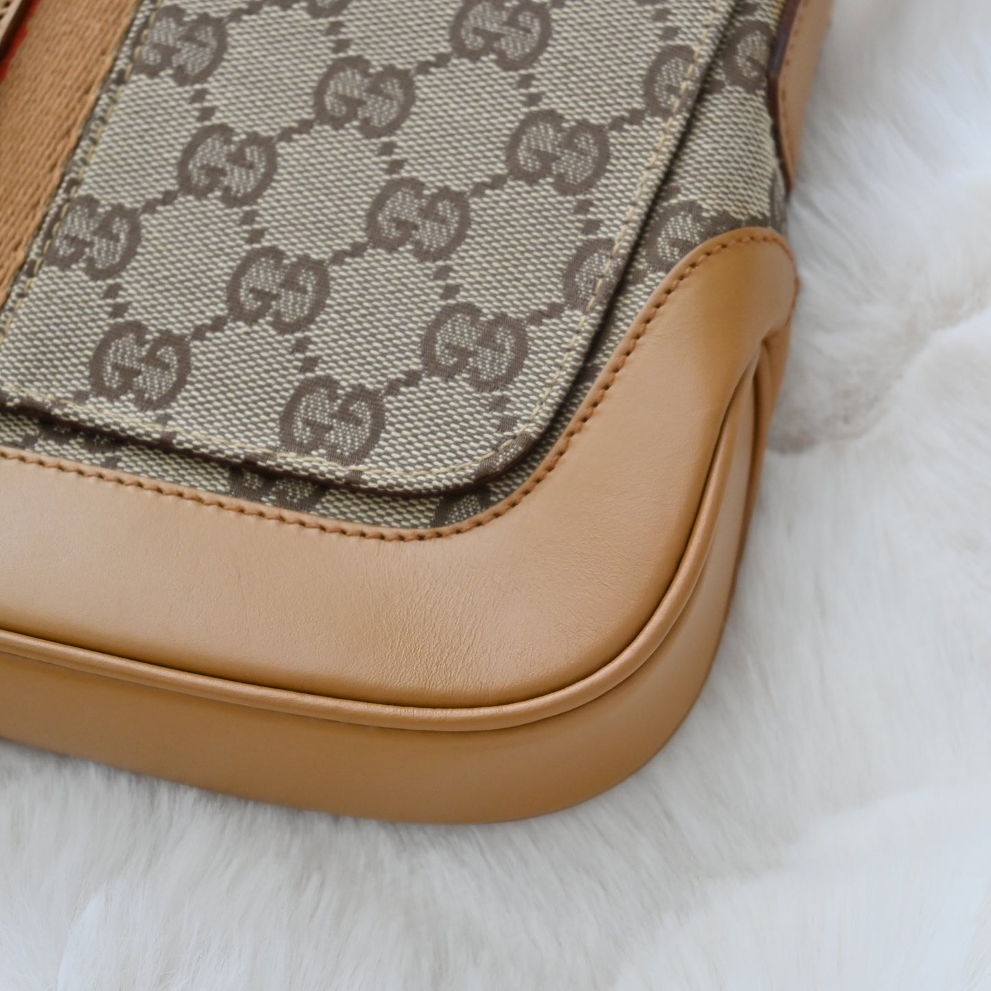 Gucci GG Canvas Beige Brown Shoulder Bag