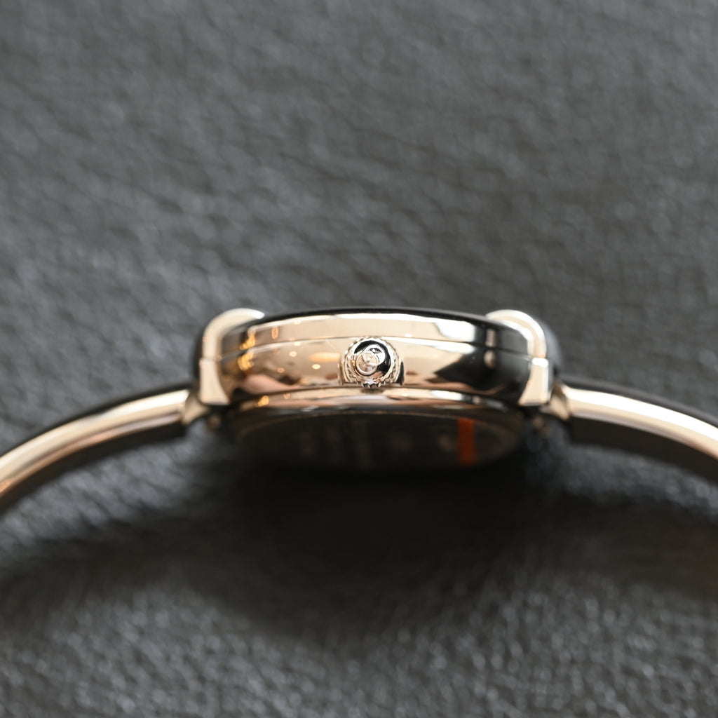 Gucci Bangle Watch 1400L - Leluxe Vintage Sdn. Bhd.