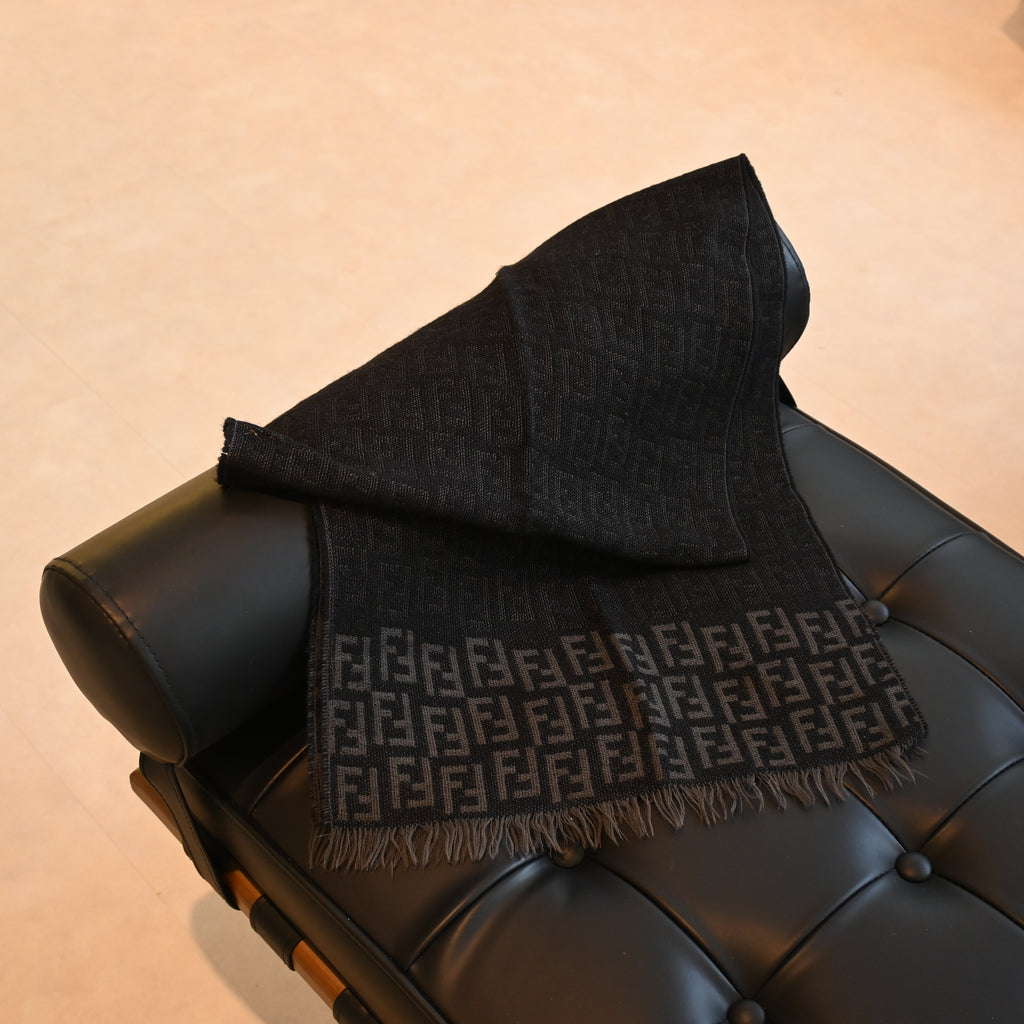 Fendi Zucca Scarf Wool Black
