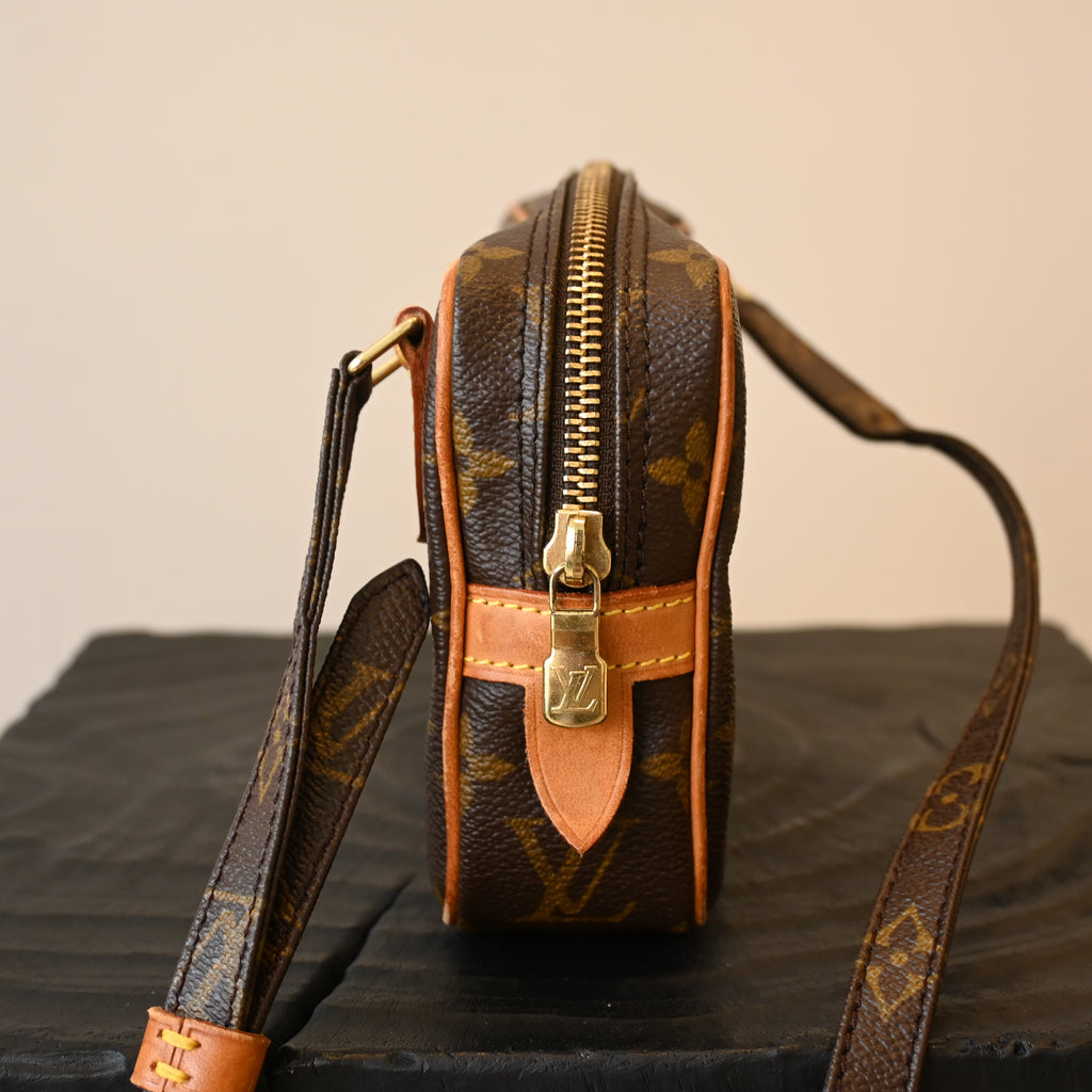 Louis Vuitton Pochette Marly Bandouliere