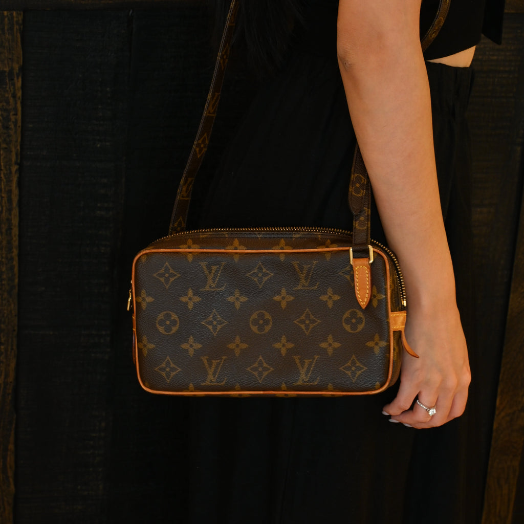 Louis Vuitton Pochette Marly Bandouliere