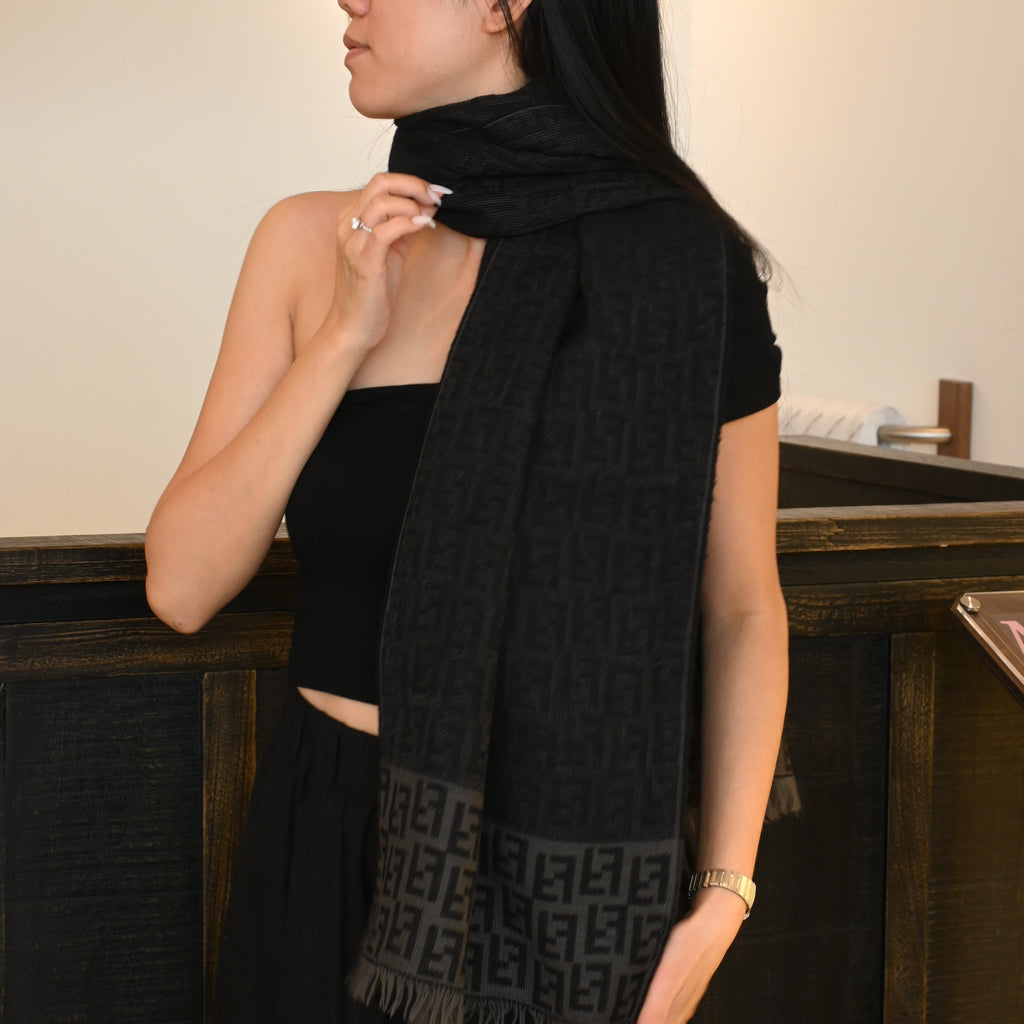 Fendi Zucca Scarf Wool Black