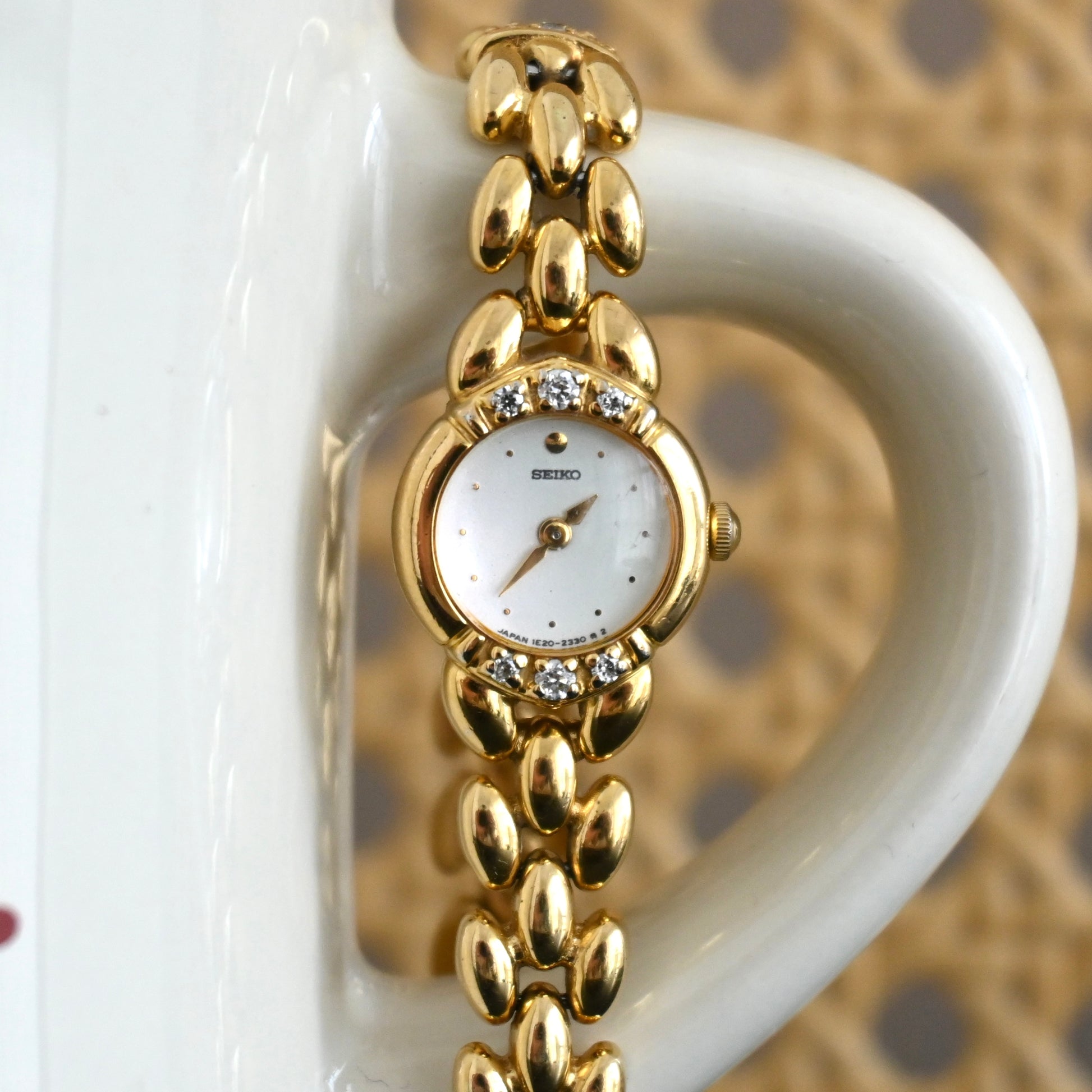 Seiko Vintage Ladies Watch 1E20-0760 – Leluxe Vintage