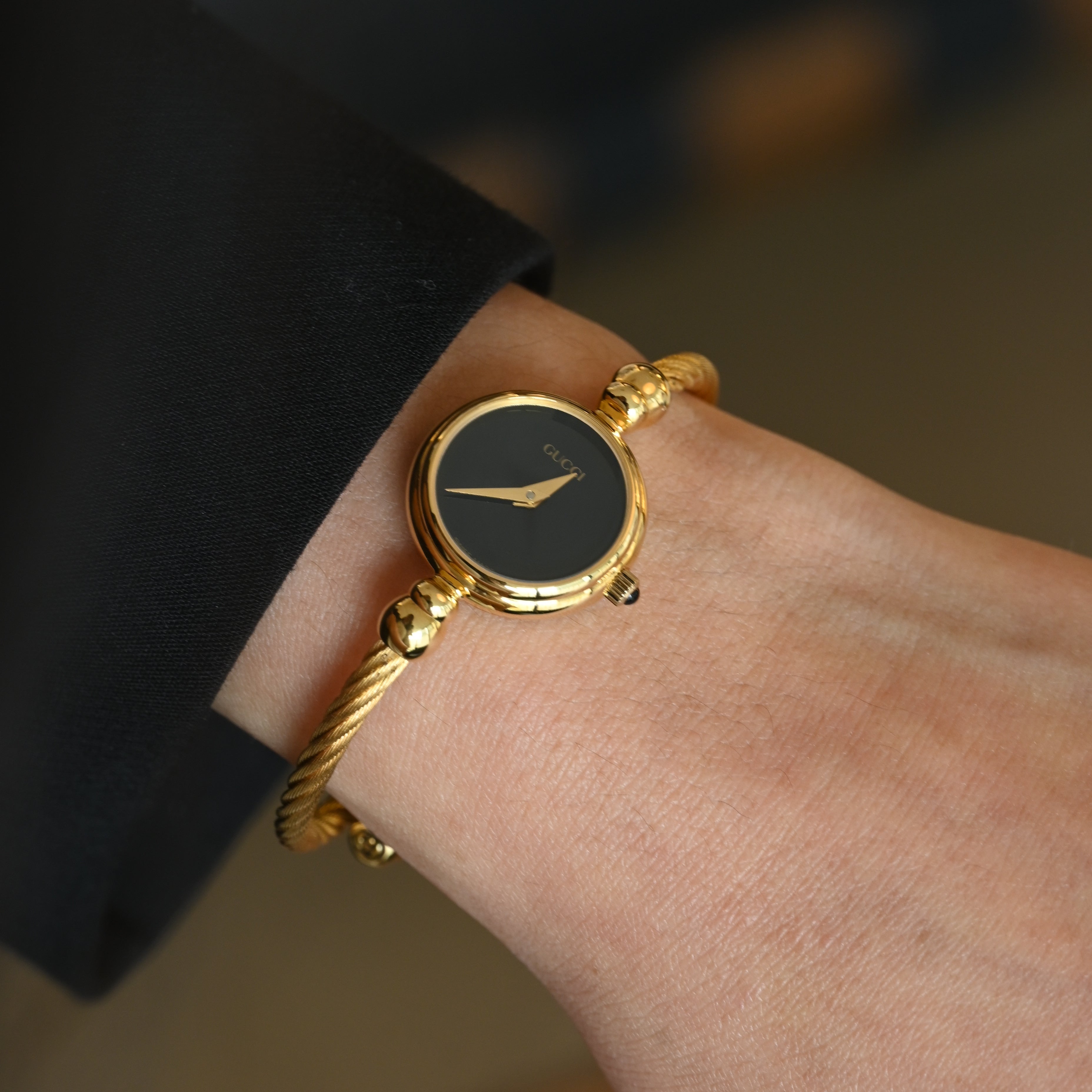 Gucci Bangle Watch 2700.2.L - Leluxe Vintage Sdn. Bhd.
