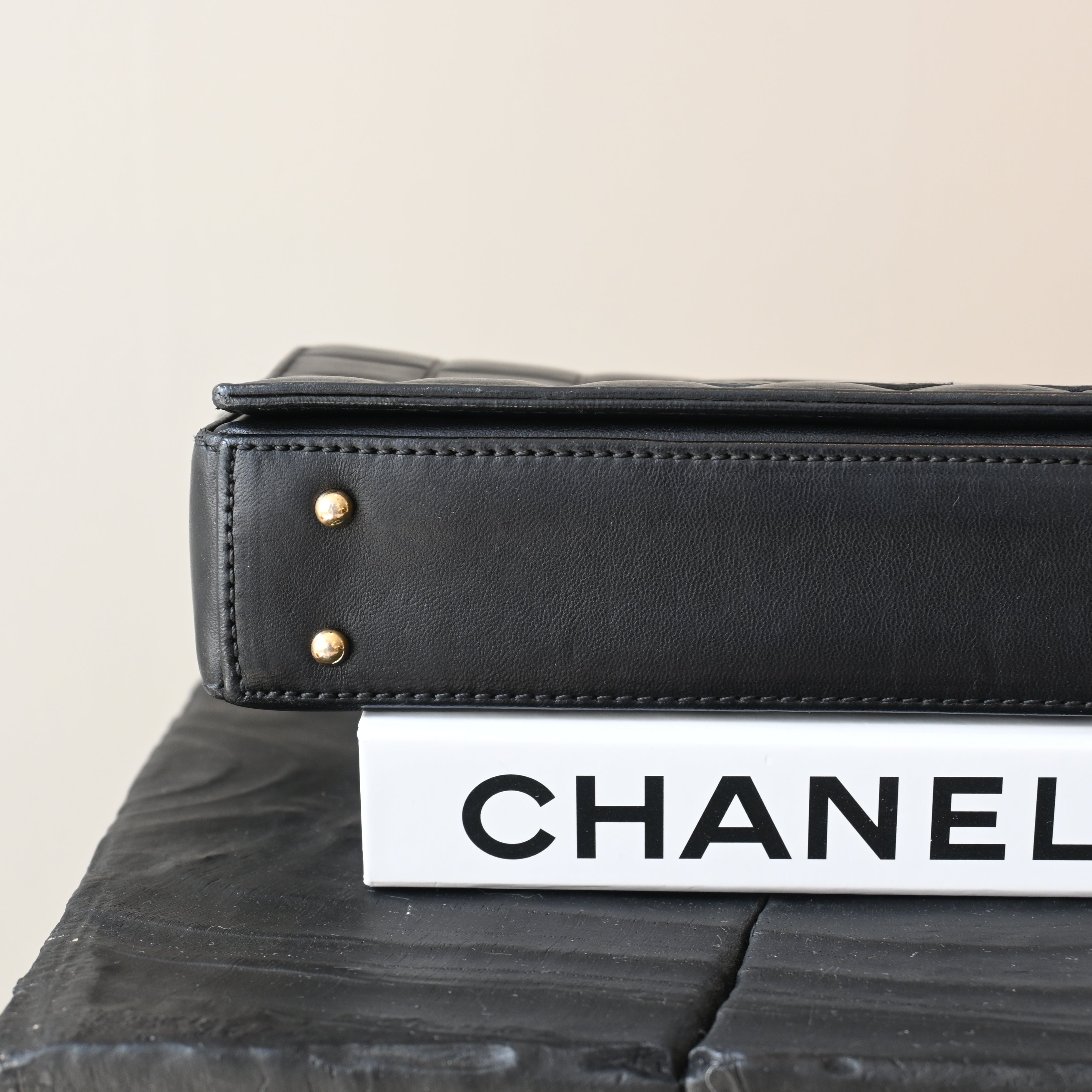 Chanel Chocolate Bar Flap - Leluxe Vintage Sdn. Bhd.