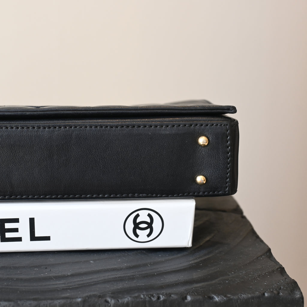 Chanel Chocolate Bar Flap - Leluxe Vintage Sdn. Bhd.