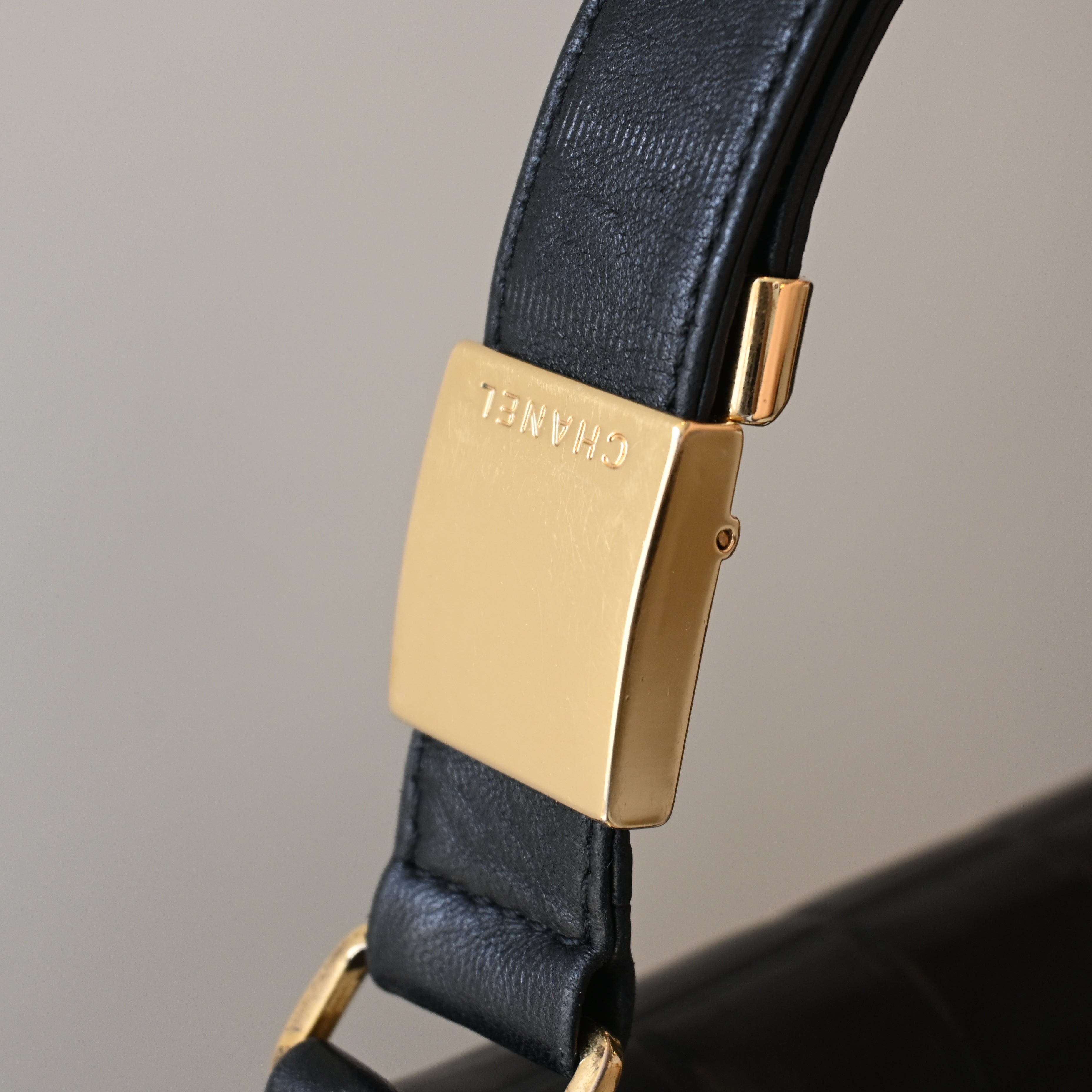 Chanel Chocolate Bar Flap - Leluxe Vintage Sdn. Bhd.