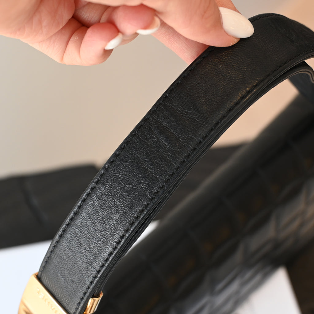 Chanel Chocolate Bar Flap - Leluxe Vintage Sdn. Bhd.