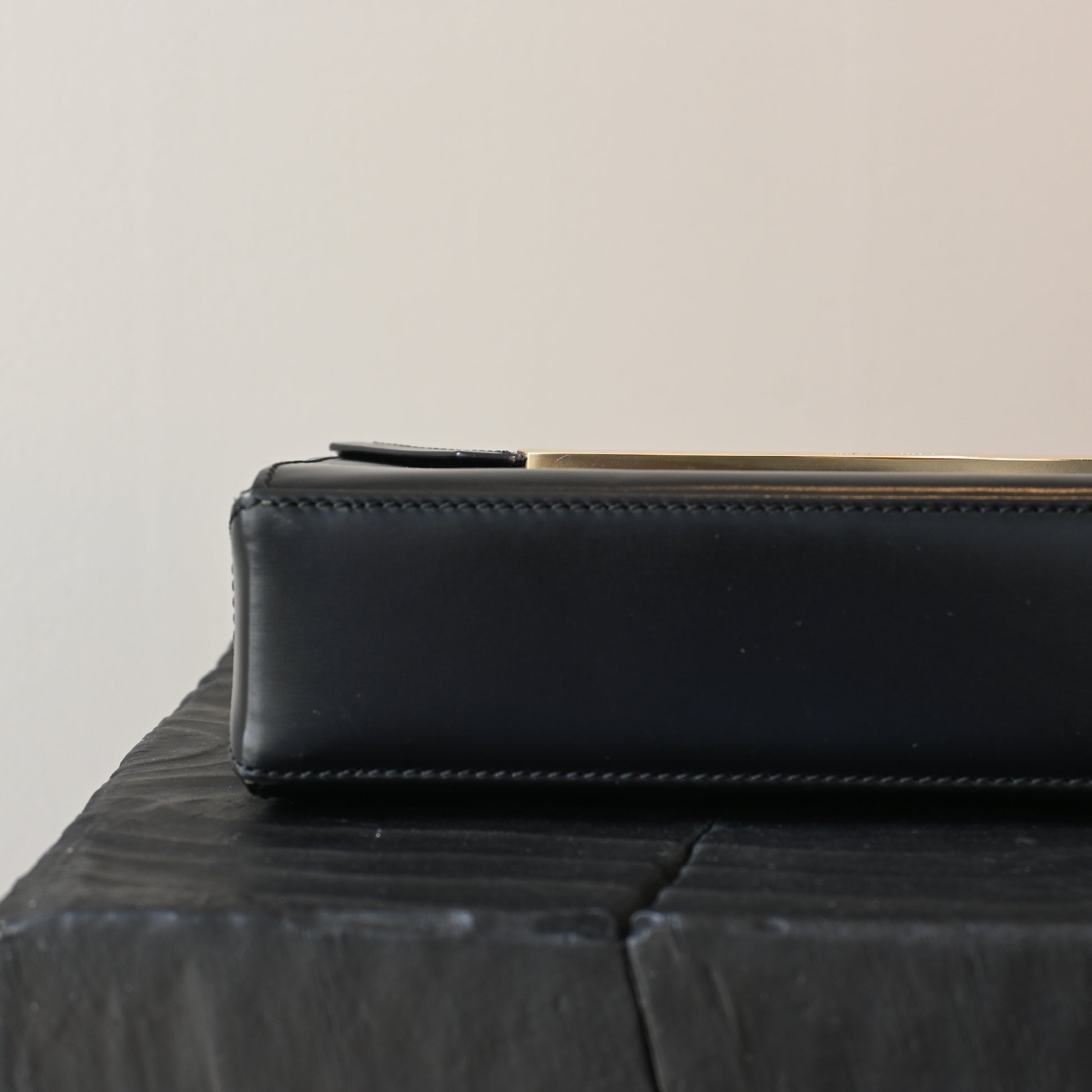 Loewe Shoulder Bag Calfskin - Leluxe Vintage Sdn. Bhd.