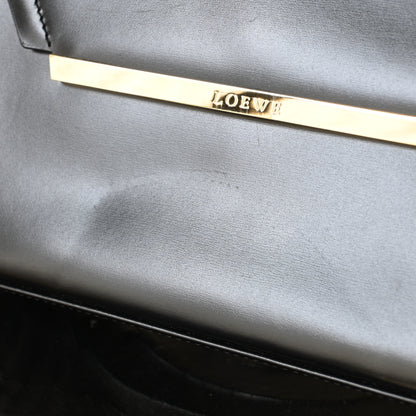Loewe Shoulder Bag Calfskin - Leluxe Vintage Sdn. Bhd.