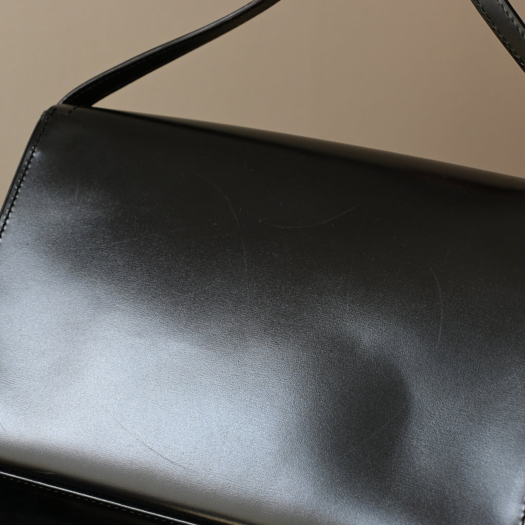 Loewe Shoulder Bag Calfskin - Leluxe Vintage Sdn. Bhd.