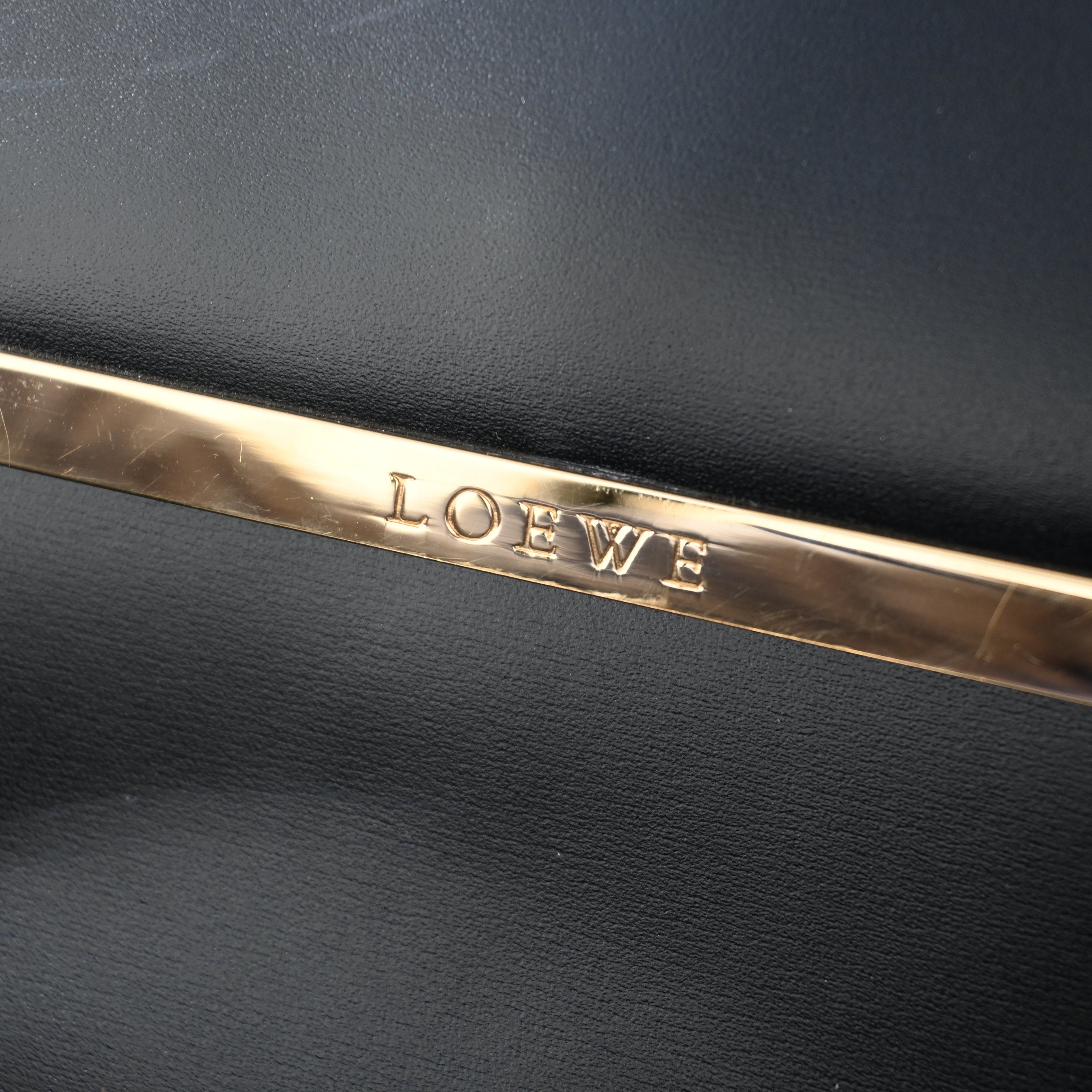 Loewe Shoulder Bag Calfskin - Leluxe Vintage Sdn. Bhd.