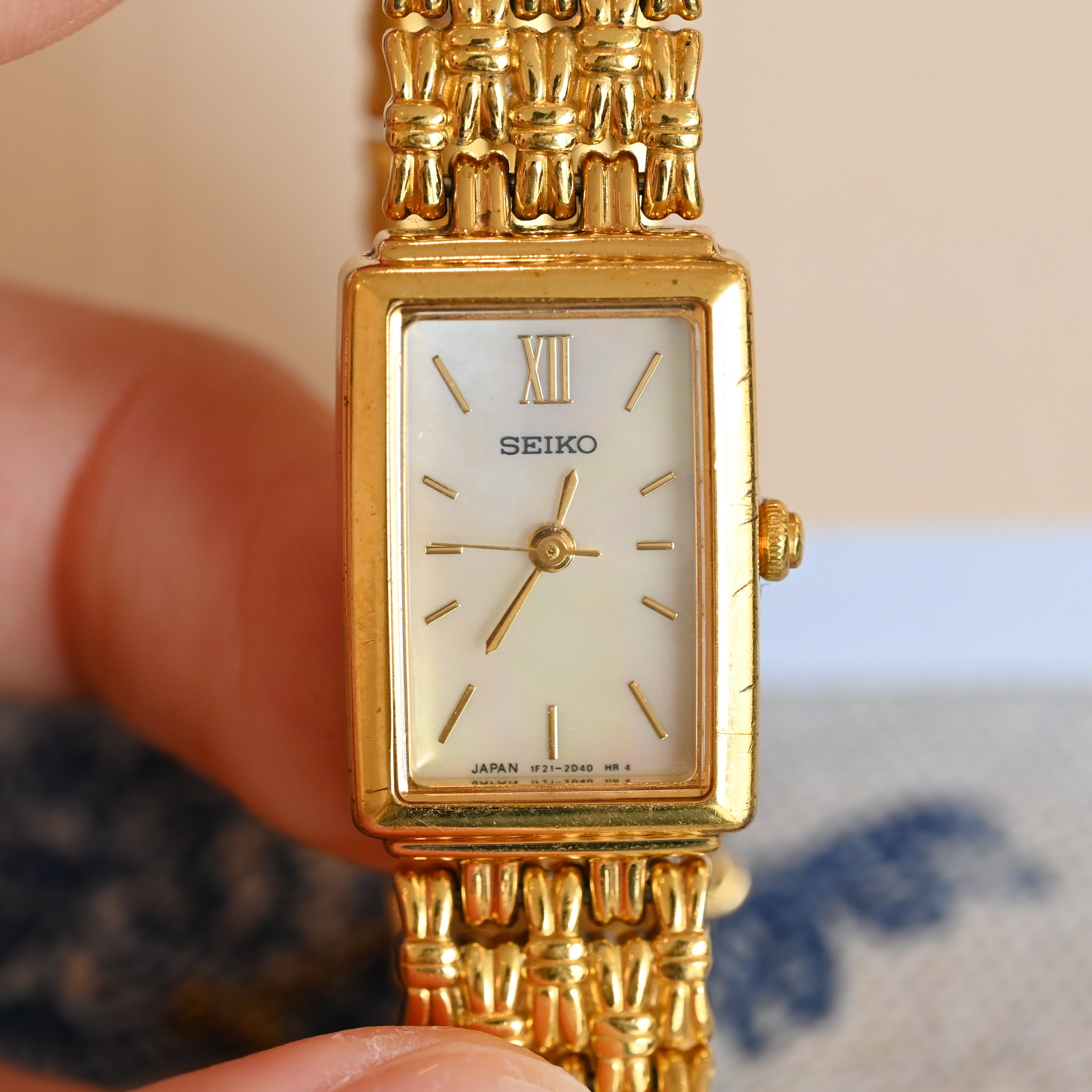 Seiko 1F21-5F40 Woven Link Bracelet Tank Watch