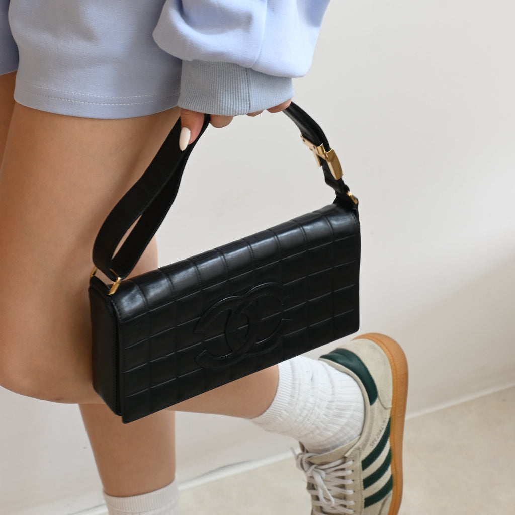 Chanel Chocolate Bar Flap - Leluxe Vintage Sdn. Bhd.