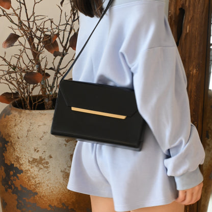 Loewe Shoulder Bag Calfskin - Leluxe Vintage Sdn. Bhd.