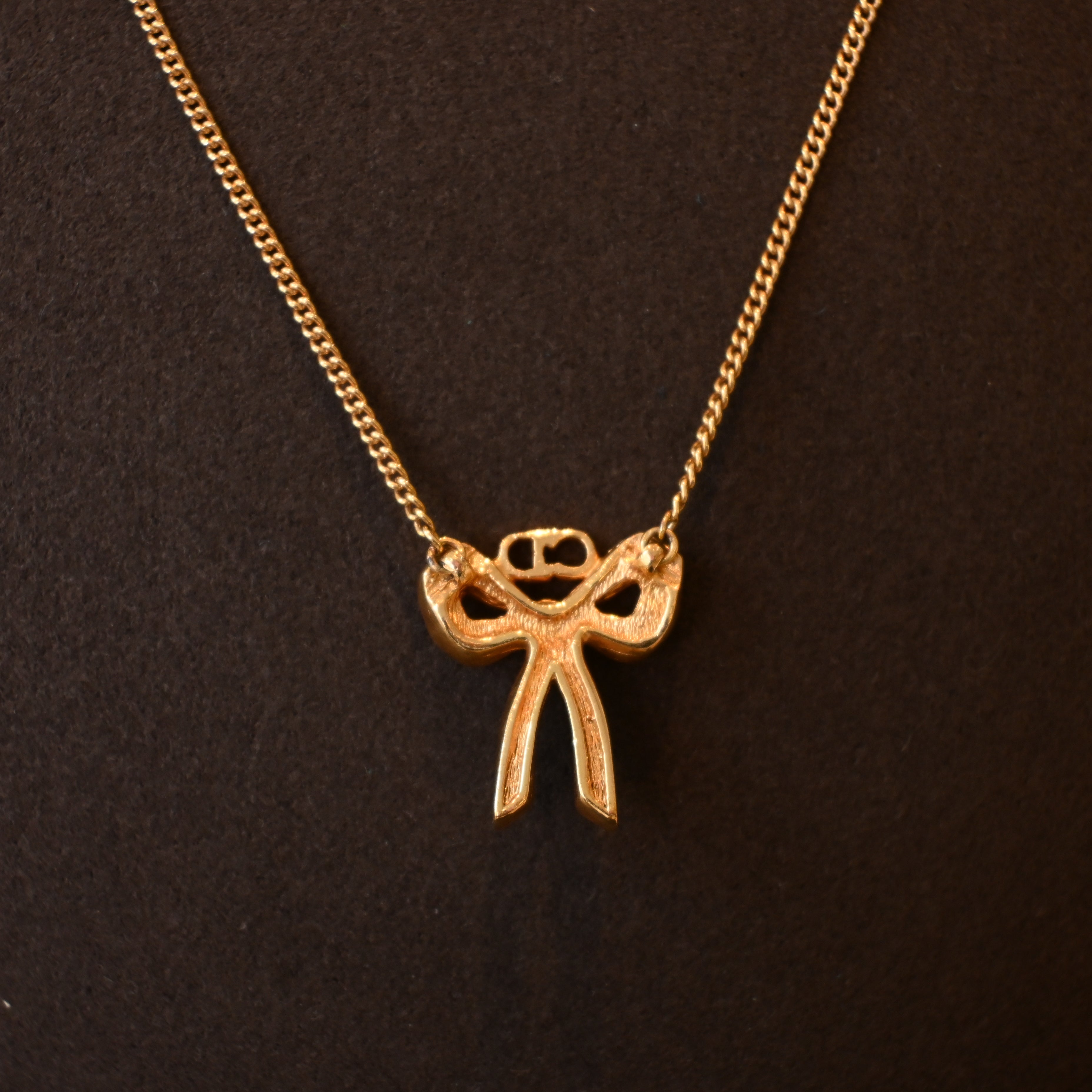 Christian Dior Ribbon Bow Necklace