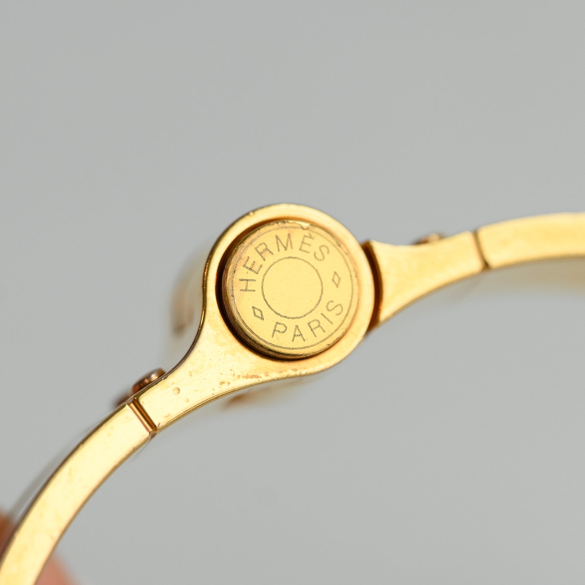 Hermes White Enamel Hinged Bracelet - Leluxe Vintage Sdn. Bhd.