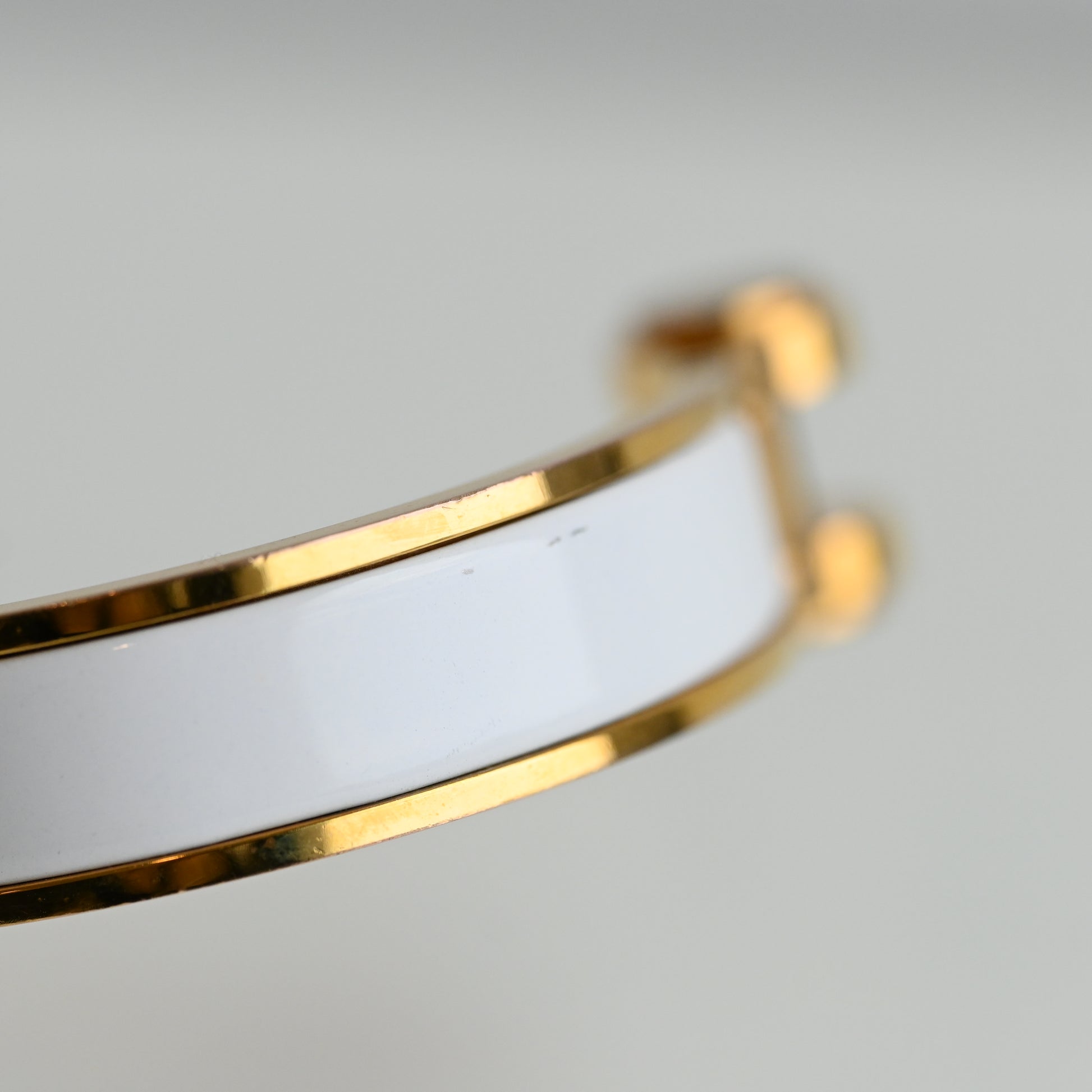 Hermes White Enamel Hinged Bracelet - Leluxe Vintage Sdn. Bhd.