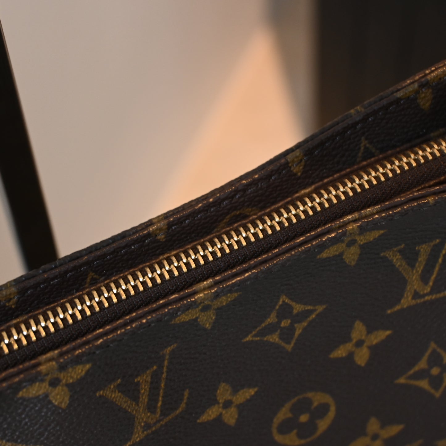 Louis Vuitton Monogram Looping MM M51146 - Leluxe Vintage Sdn. Bhd.