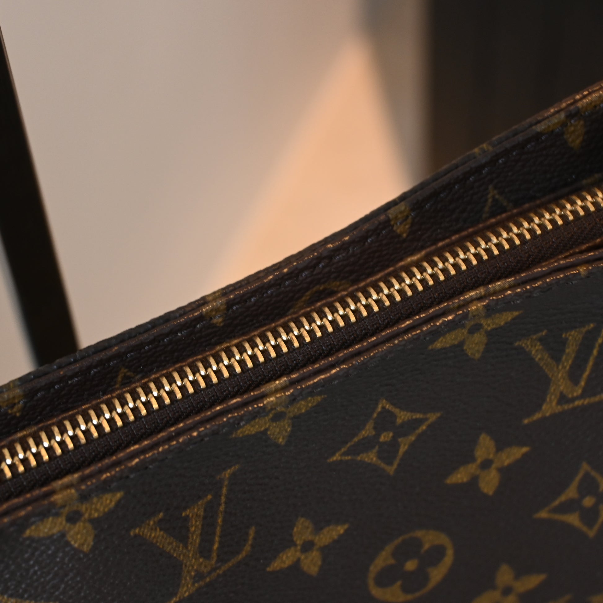 Louis Vuitton Monogram Looping MM M51146 - Leluxe Vintage Sdn. Bhd.