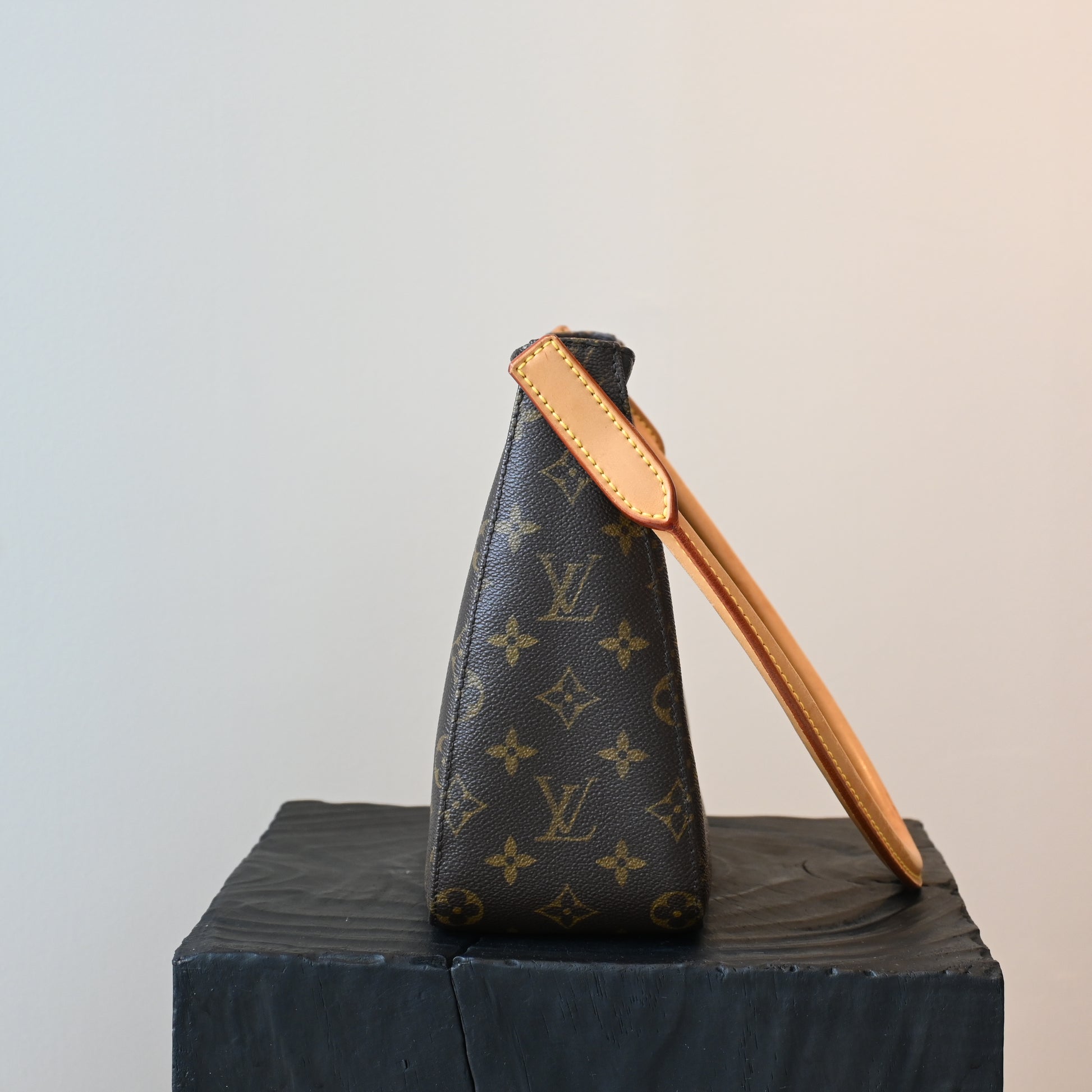 Louis Vuitton Monogram Looping MM M51146 - Leluxe Vintage Sdn. Bhd.