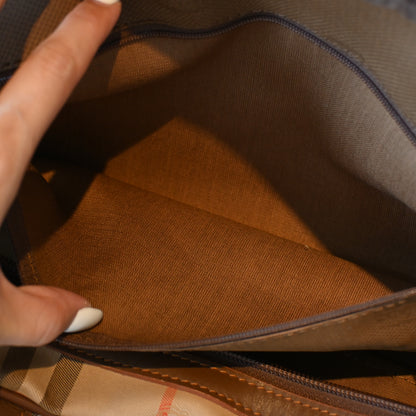 Burberry Nova Check Boston 43 - Leluxe Vintage Sdn. Bhd.
