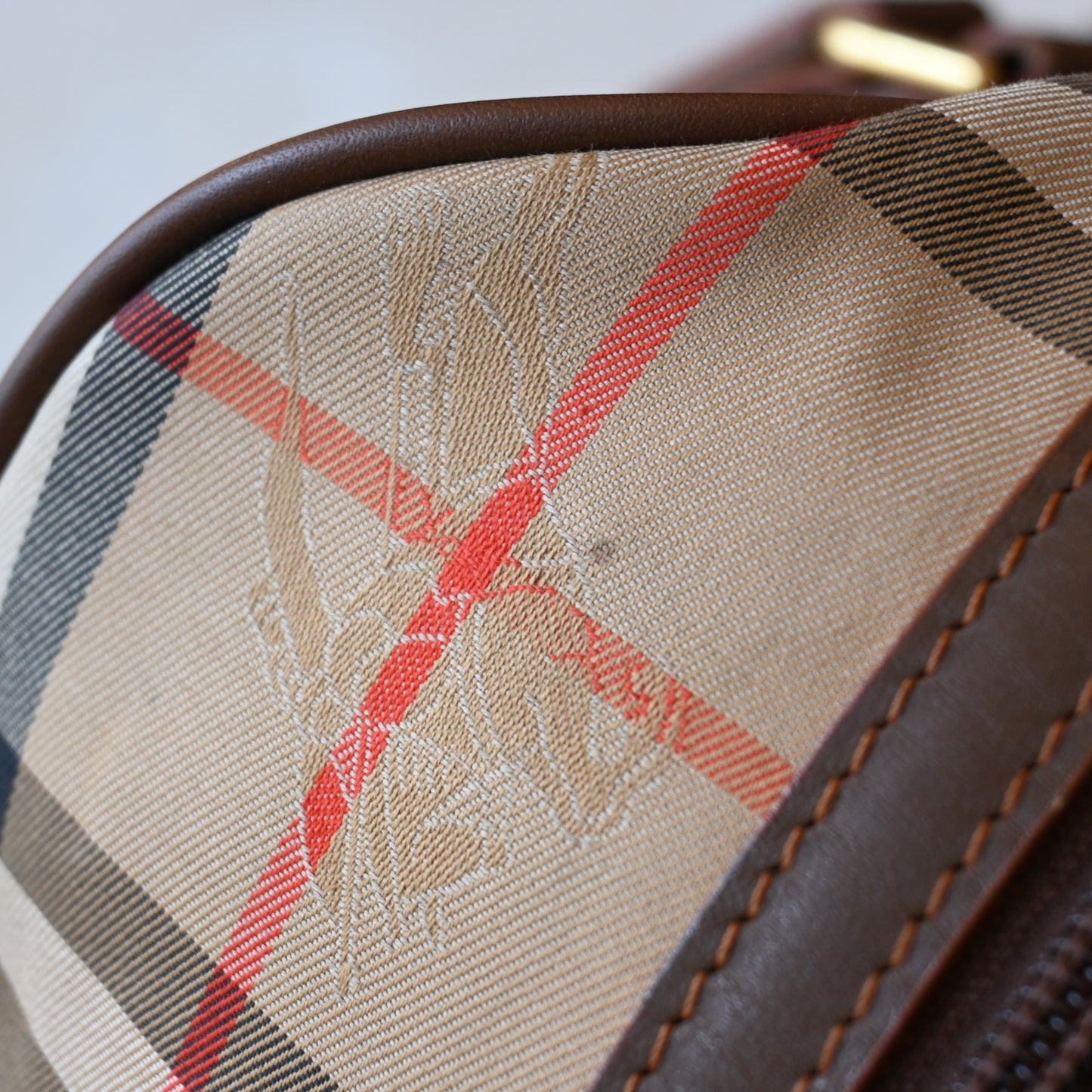 Burberry Nova Check Boston 43 - Leluxe Vintage Sdn. Bhd.