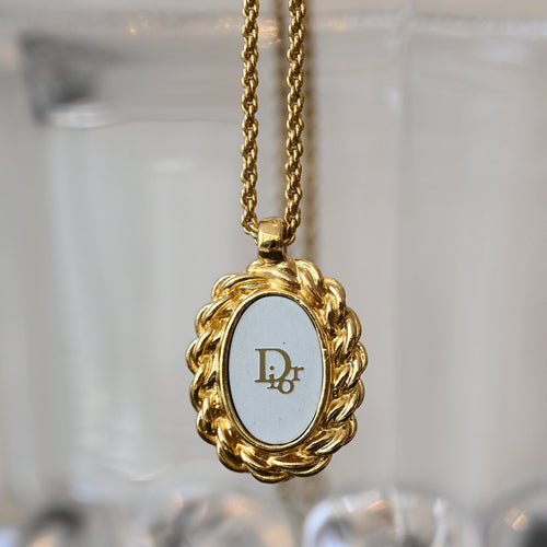 Christian Dior Logo Necklace Oval - Leluxe Vintage Sdn. Bhd.