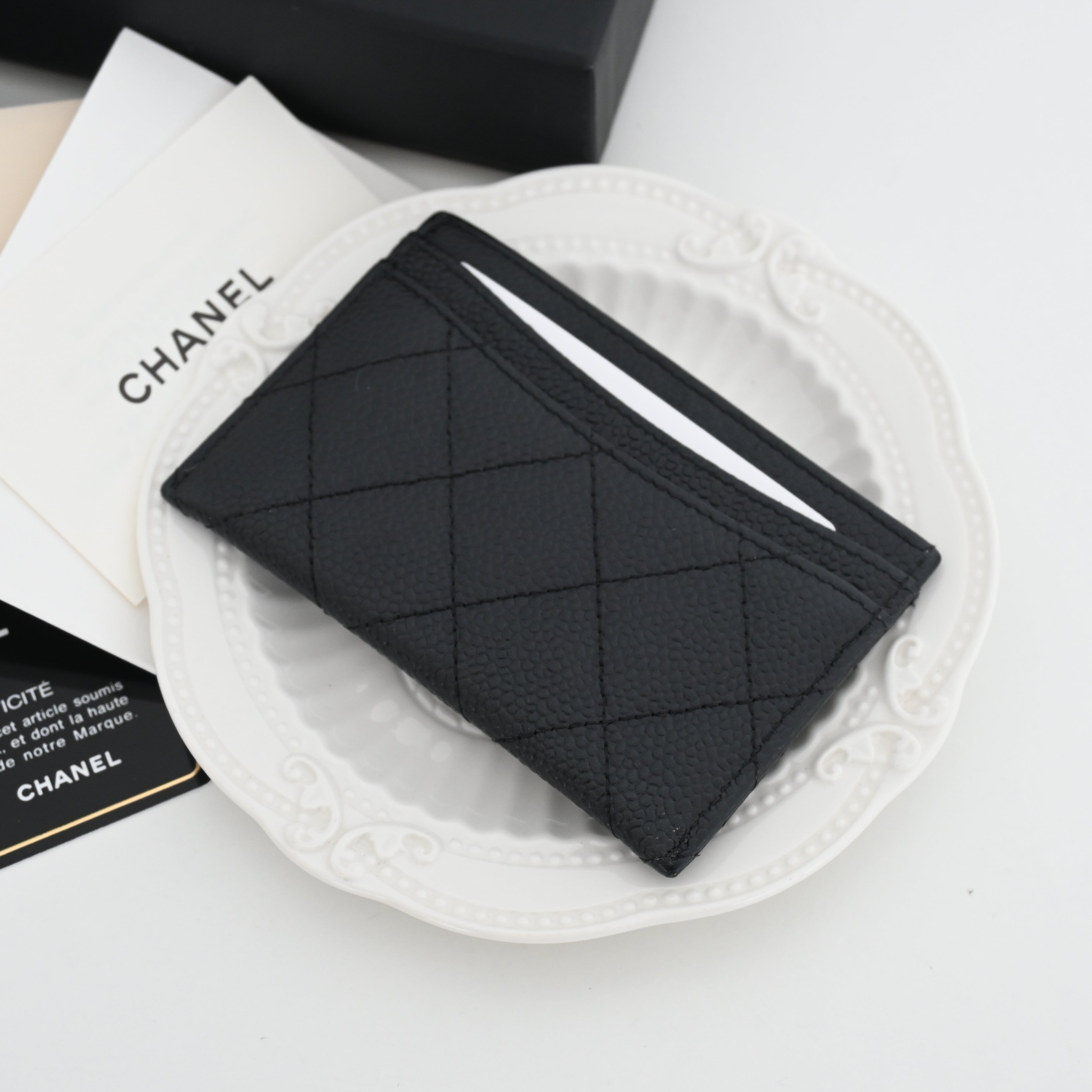 Chanel Matelasse Caviar Skin Card Case Black GHW - Leluxe Vintage Sdn. Bhd.