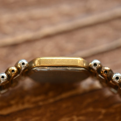 Seiko 2E20-562A Watch