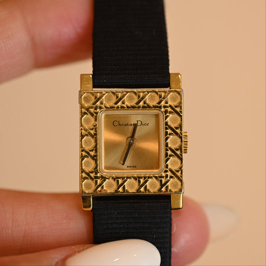 Dior D60-159 La Parisienne Watch
