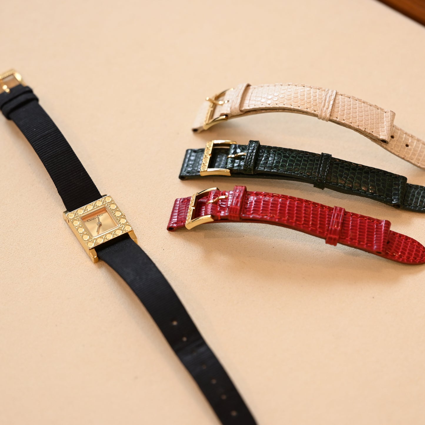 Dior D60-159 La Parisienne Watch