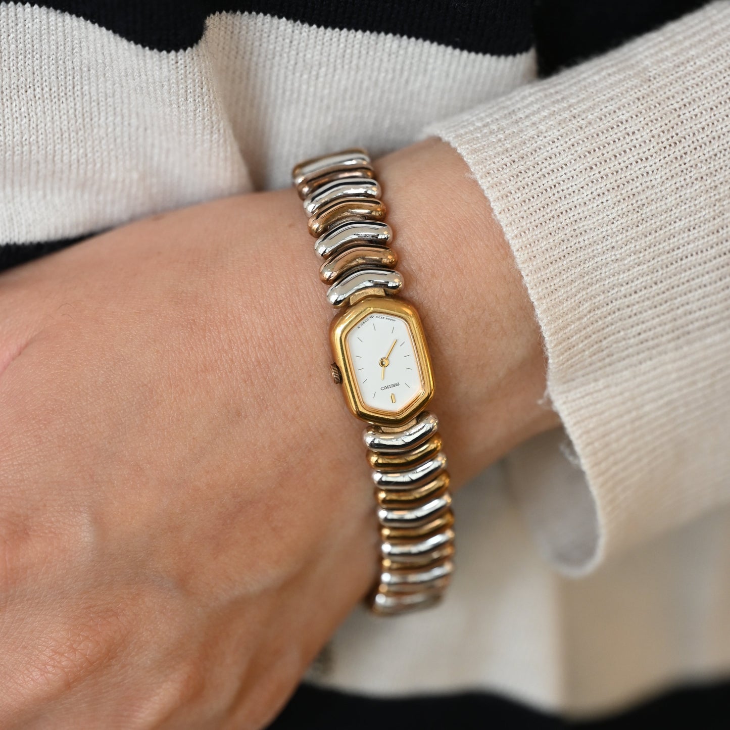 Seiko 2E20-562A Watch