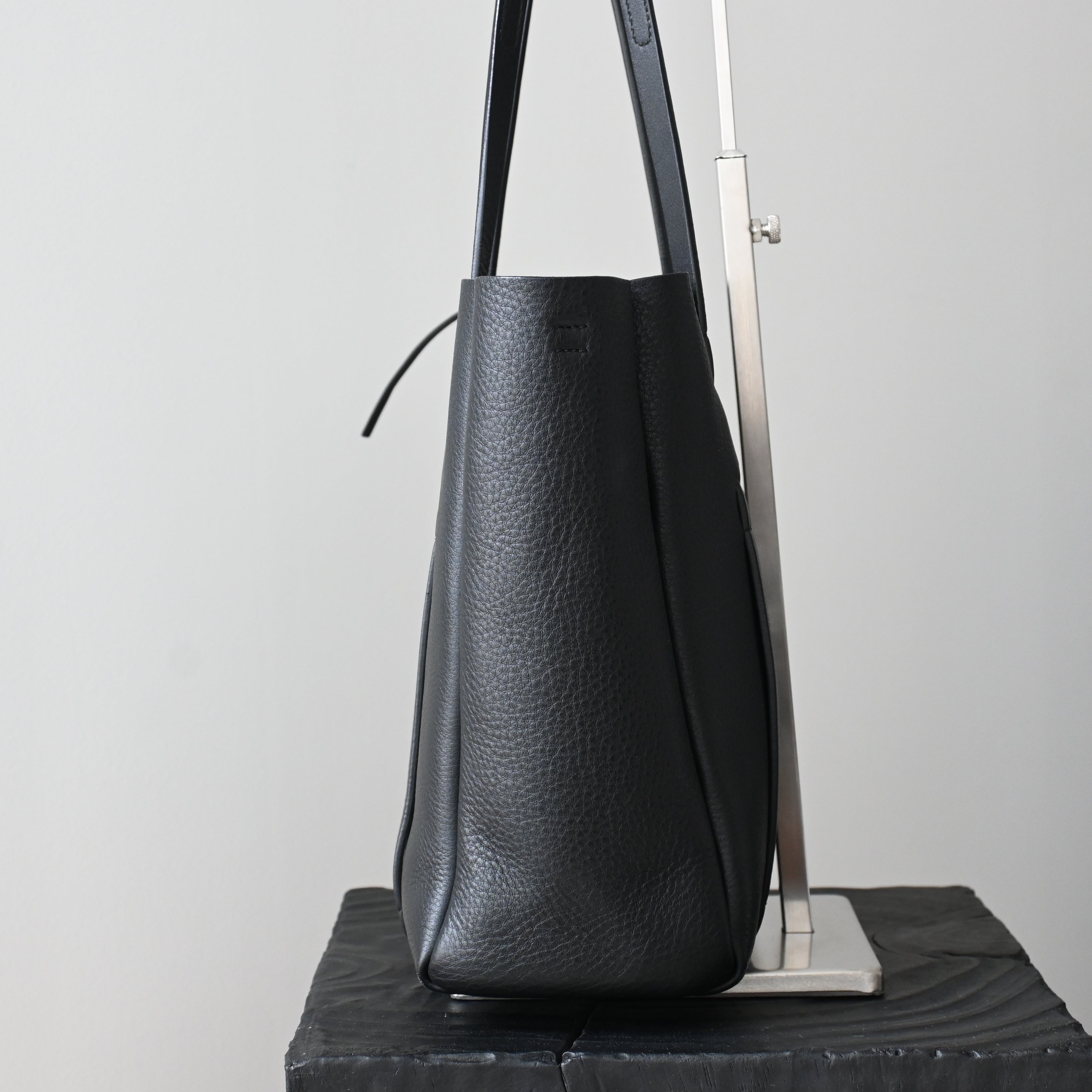 Balenciaga Everyday Tote XS - Leluxe Vintage Sdn. Bhd.