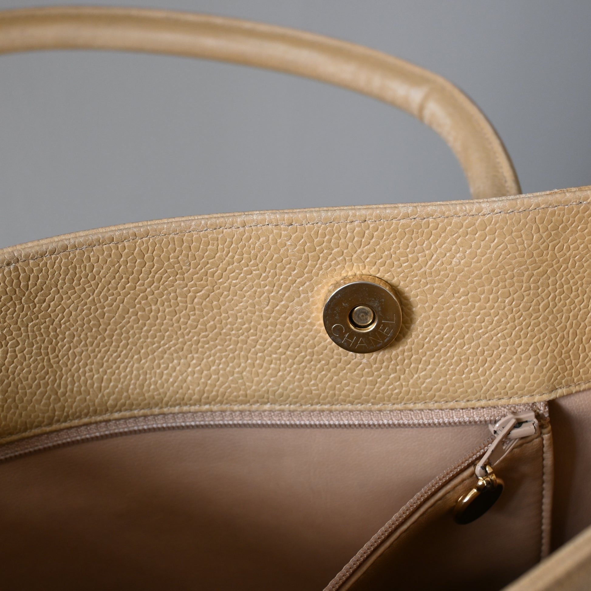 Chanel CC Timeless Tote Beige - Leluxe Vintage Sdn. Bhd.