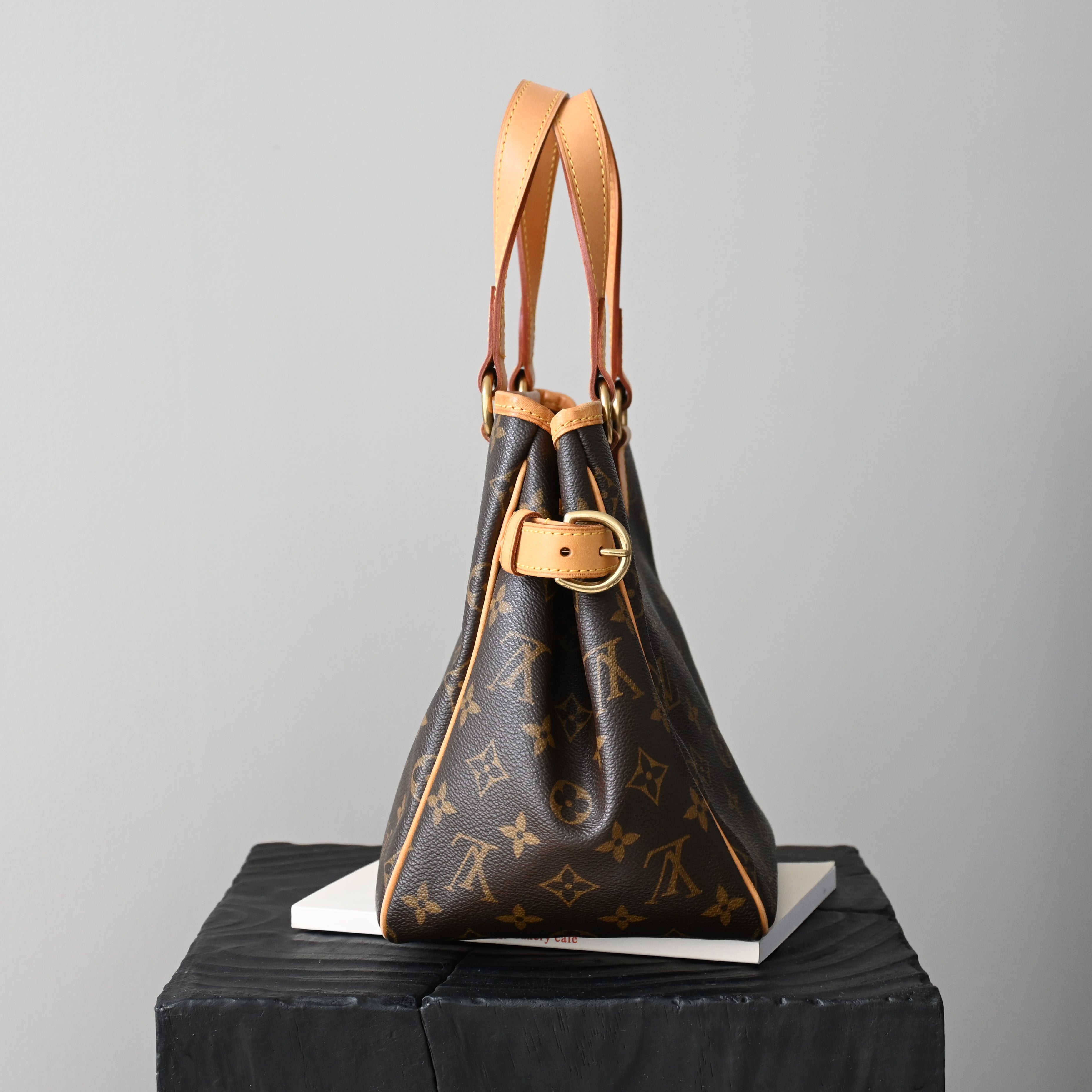 Louis Vuitton Batignolles Bag - Leluxe Vintage Sdn. Bhd.