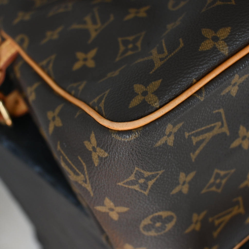 Louis Vuitton Batignolles Bag - Leluxe Vintage Sdn. Bhd.