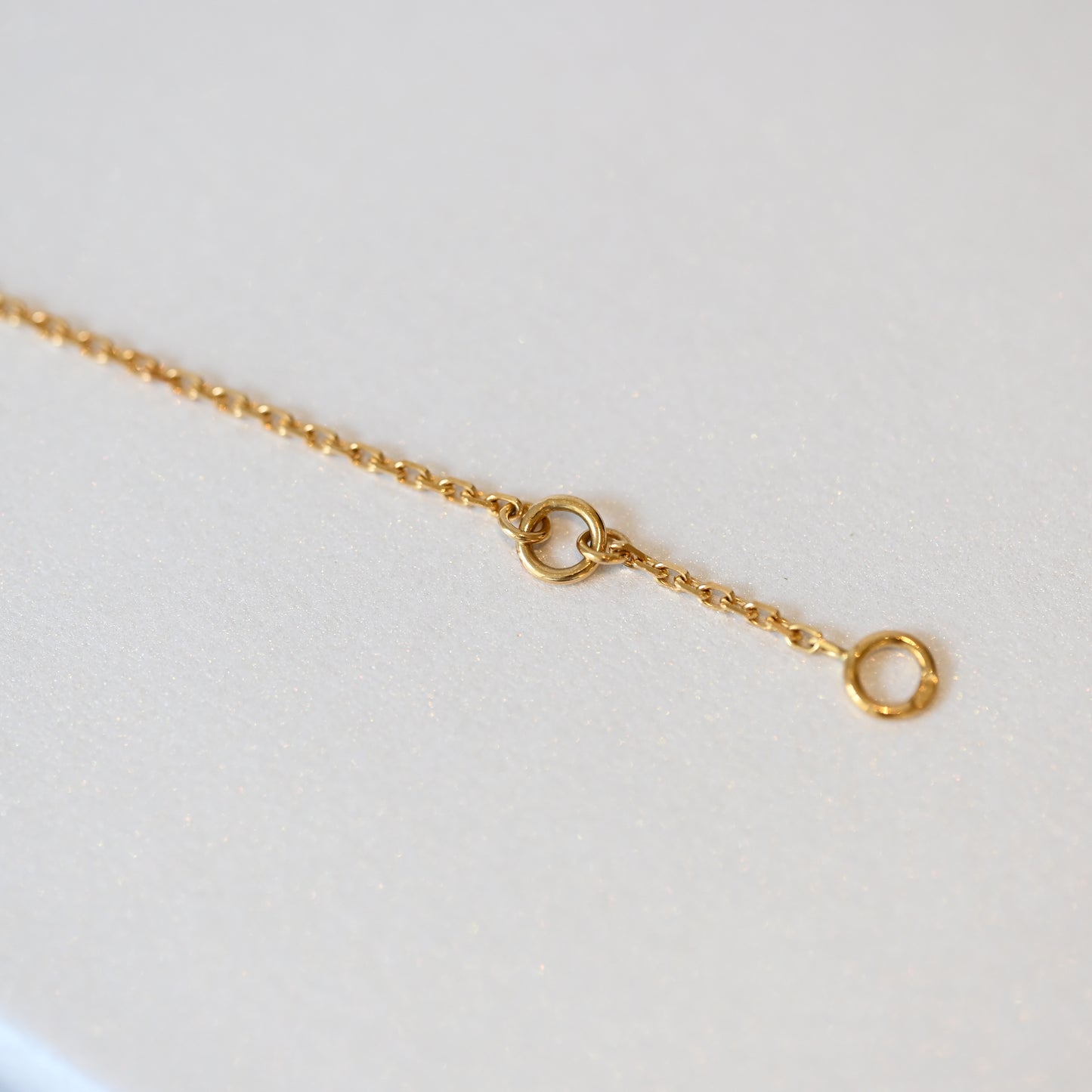 Van Cleef Sweet Alhambra Bracelet YG White Mother of Pearl