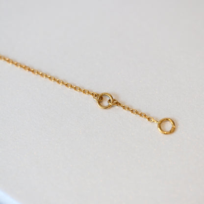 Van Cleef Sweet Alhambra Bracelet YG White Mother of Pearl