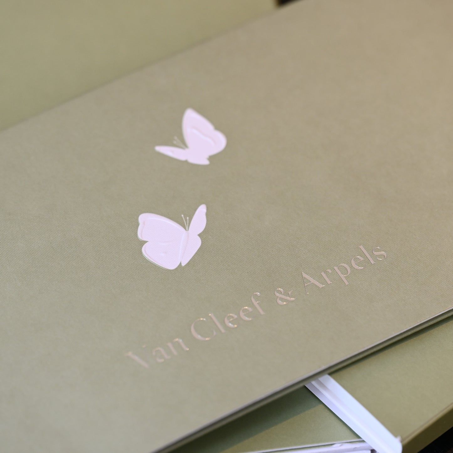 Van Cleef Sweet Alhambra Bracelet YG White Mother of Pearl