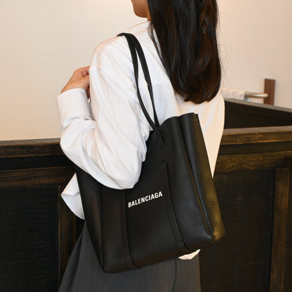 Balenciaga Everyday Tote XS