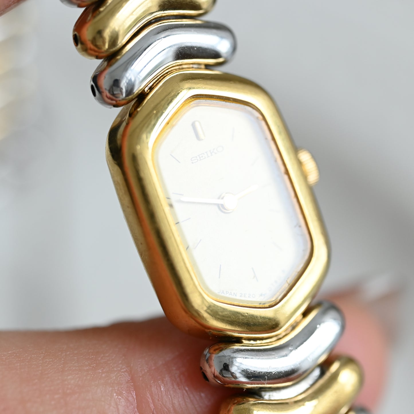 Seiko 2E20-5620 Watch