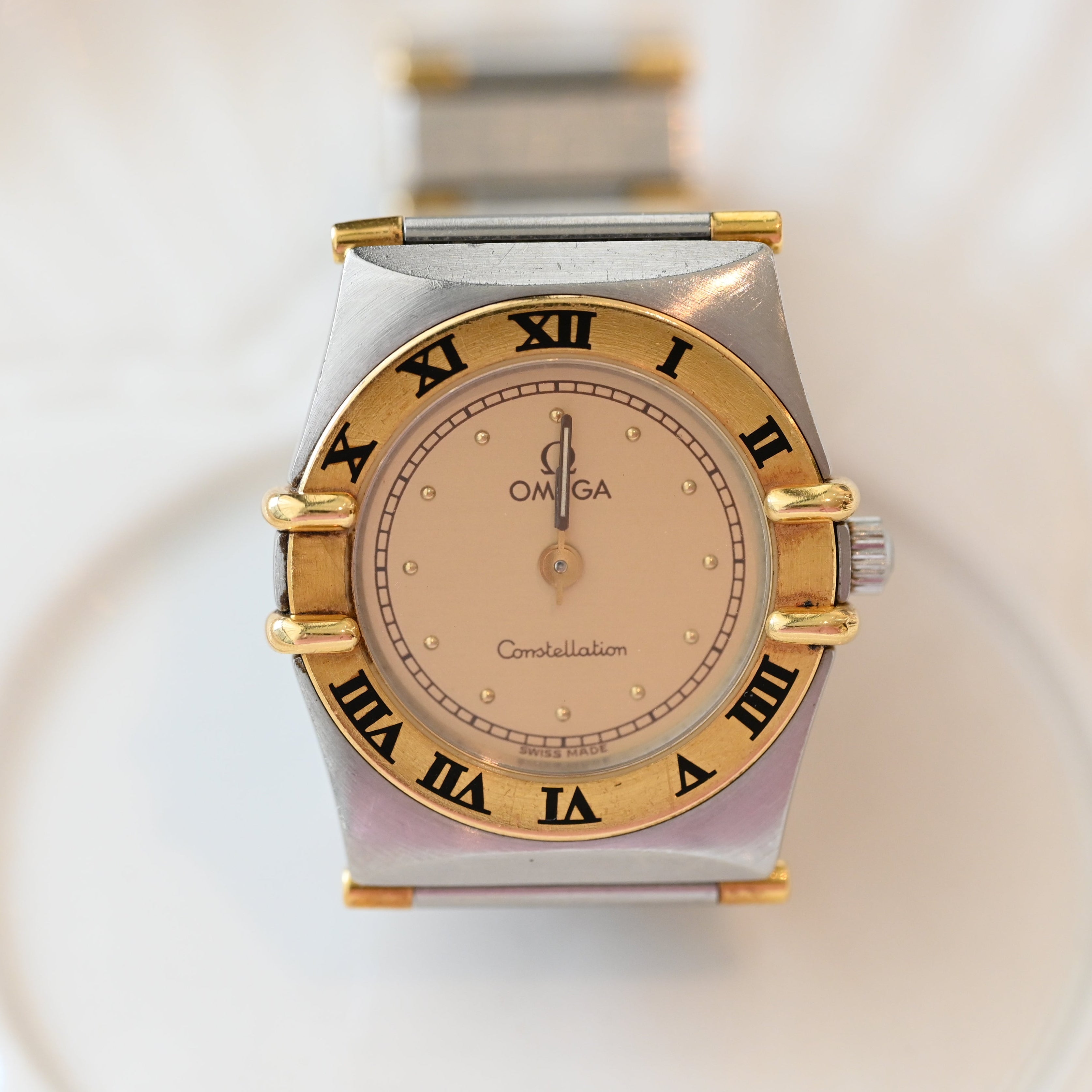 Omega Constellation Manhattan 1370.10 - Leluxe Vintage Sdn. Bhd.